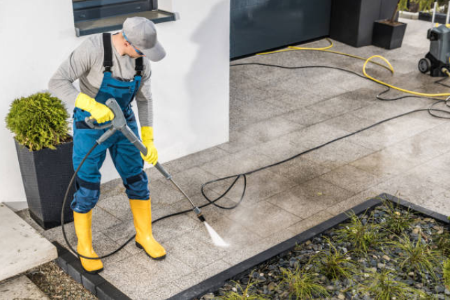 Professional Pressure Washing Services in Queens, NY